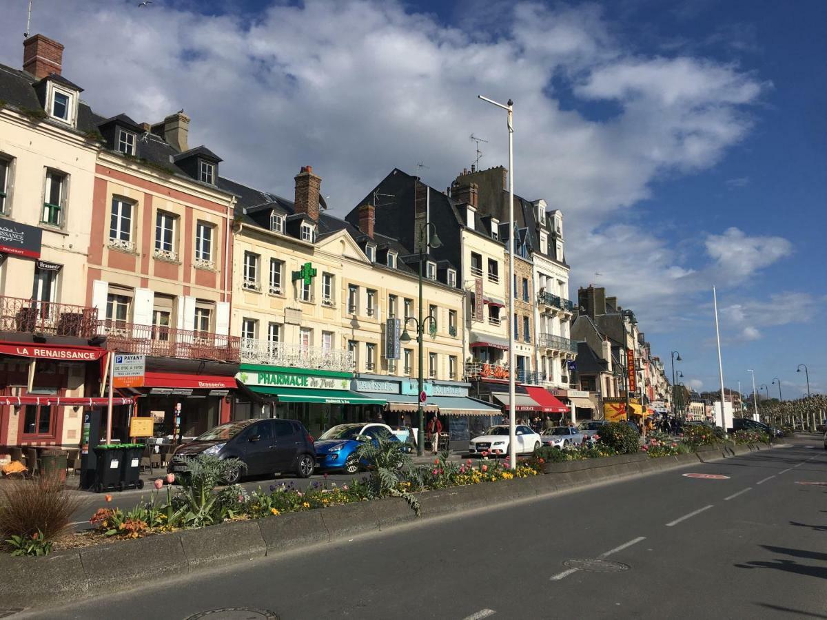 L'Etoile De Trouville Exteriör bild