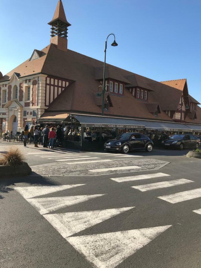 L'Etoile De Trouville Exteriör bild